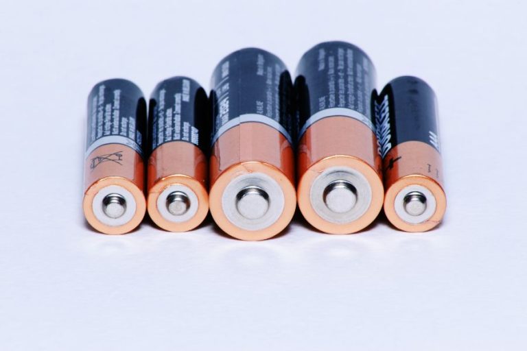 Explore the differences between AA, AAA, C, and D batteries. Learn about their sizes, power output, and ideal uses for each type.